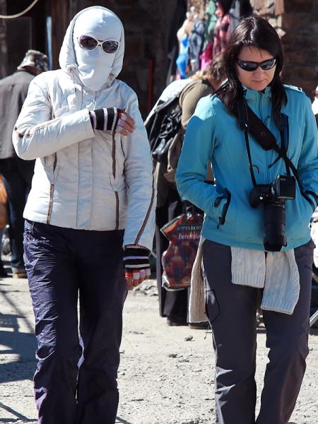 Зачастую, обвешавшись всевозможными техническими наворотами, новичок-фотограф забывает, что для хорошего кадра важно, в первую очередь, понимание композиции и передачи реализованной задумки